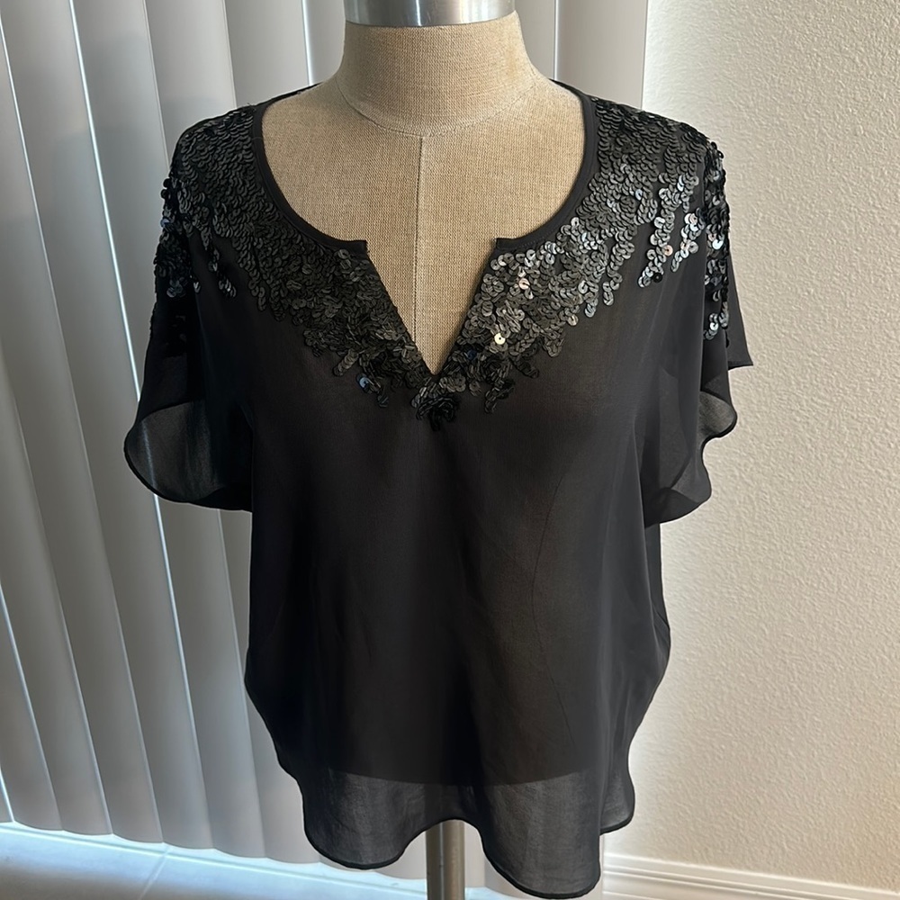 EXPRESS CHARCOAL GRAY SHEER SEQUINED BLOUSE GUC CAREER EVERYDAY DATE NIGHT
